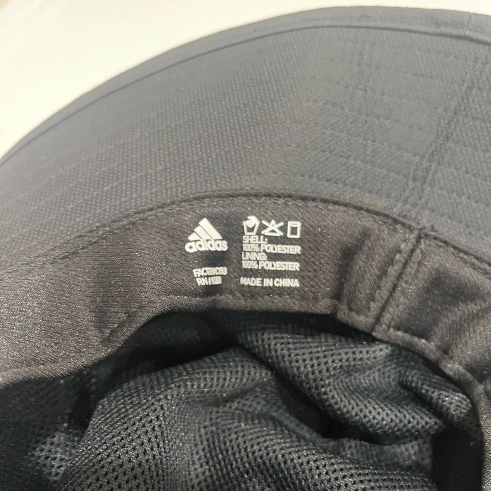 ADIDAS Black‎ Bucket Hat